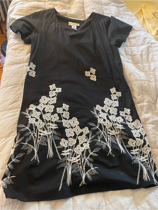 Anthropologie Dresses & Skirts - ANTHROPOLOGIE NAVY Embroidery Gramercy Dress, sz M